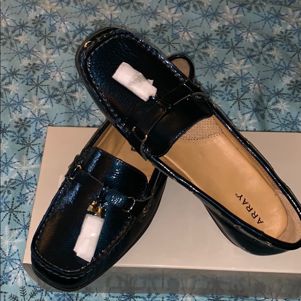 Loafers - Picture 2 of 4